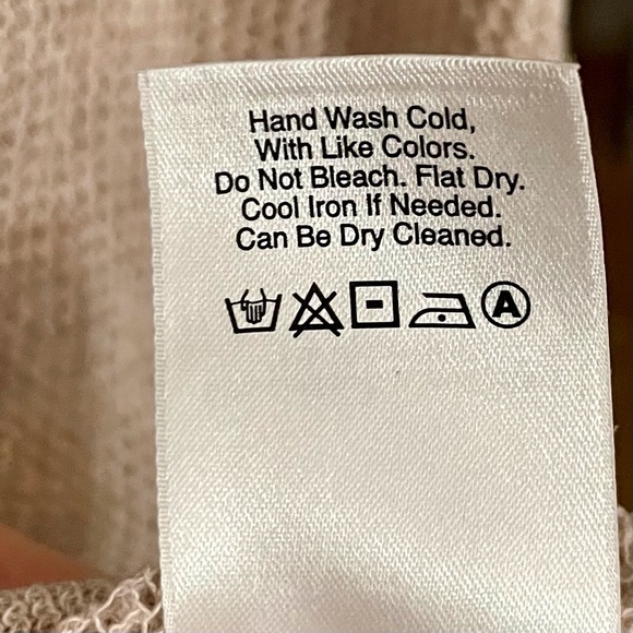 Designer light mauve mesh top - Picture 6 of 9